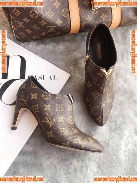 where could i find replica louis vuitton women shoes|knockoff louis vuitton boots.